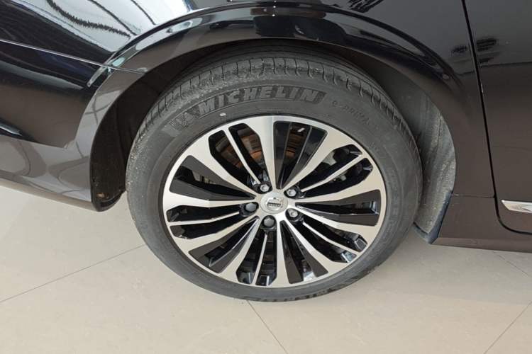Used Volvo S90 2024 B5 Zhiyi Luxury Edition Right Rear Wheel Hub