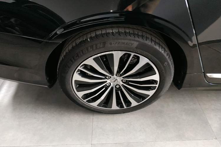 Used Volvo S90 2024 B5 Zhiyi Luxury Edition Right Rear Wheel Hub
