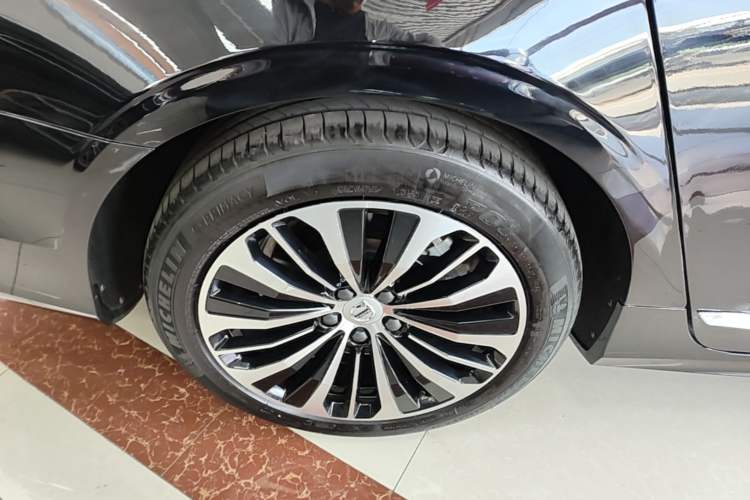Used Volvo S90 2024 B5 Zhiyi Luxury Edition Right Rear Wheel Hub