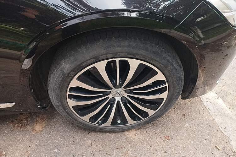 Used Volvo S90 2024 B5 Zhiyi Luxury Edition Right Rear Wheel Hub