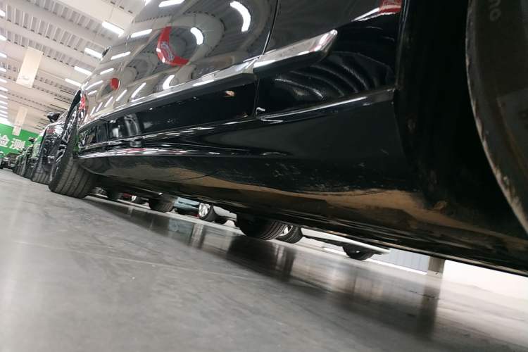 Used Volvo S90 2024 B5 Zhiyi Luxury Edition Right Side Sill