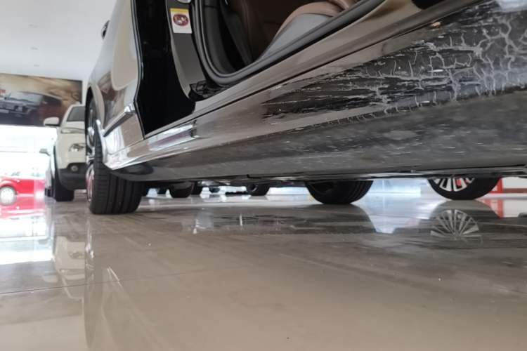Used Volvo S90 2024 B5 Zhiyuan Luxury Edition Right Side Sill