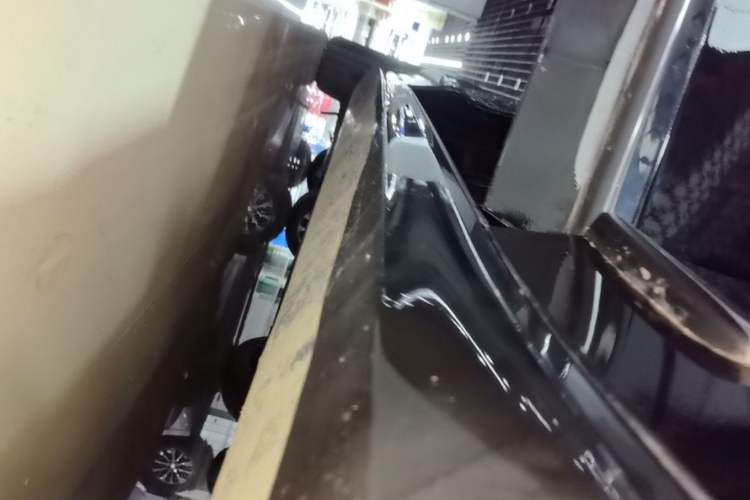 Used Volvo S90 2024 B5 Zhiyi Luxury Edition Right Side Sill