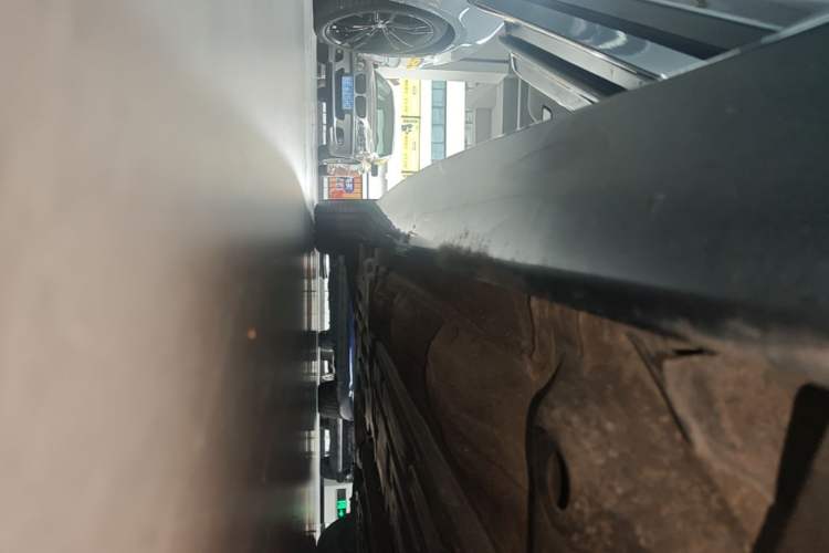 Used Volvo S90 2024 B5 Zhiyi Luxury Edition Right Side Sill