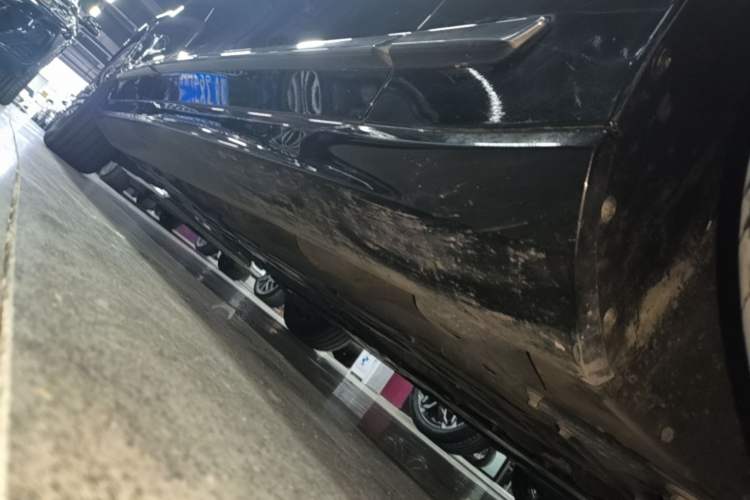Used Volvo S90 2024 B5 Zhiyi Luxury Edition Right Side Sill
