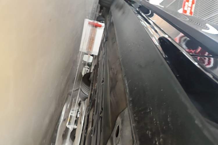 Used Volvo S90 2024 B5 Zhiyi Luxury Edition Right Side Sill