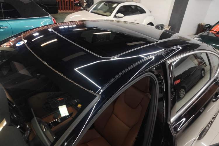 Used Volvo S90 2024 B5 Zhiyi Luxury Edition Roof