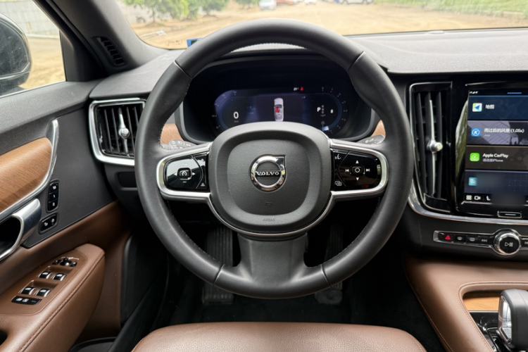 Used Volvo S90 2024 B5 Zhiyi Luxury Edition Steering Wheel