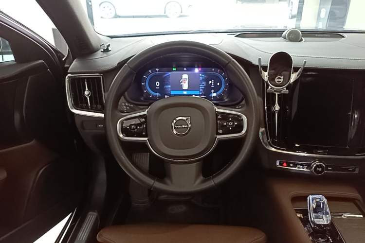 Used Volvo S90 2024 B5 Zhiyuan Luxury Edition Steering Wheel