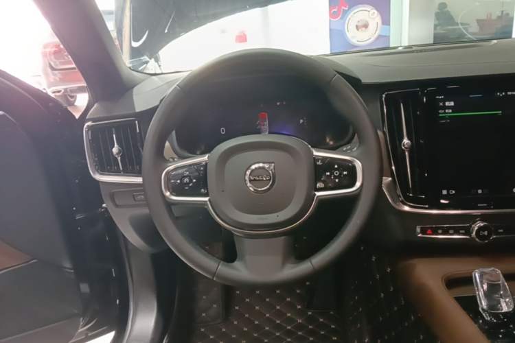 Used Volvo S90 2024 B5 Zhiyuan Luxury Edition Steering Wheel