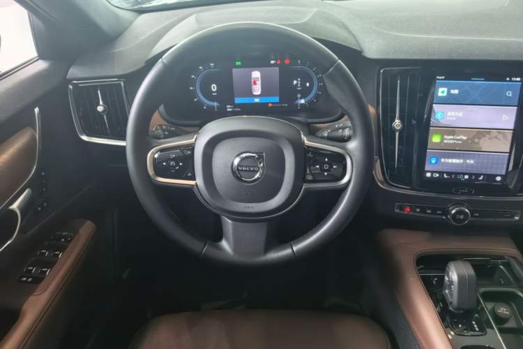 Used Volvo S90 2024 B5 Zhiyi Luxury Edition Steering Wheel
