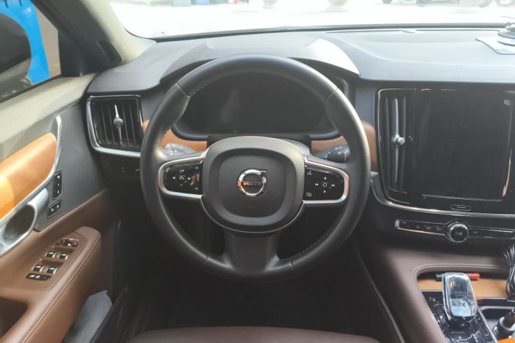 Used Volvo S90 2024 B5 Zhiyi Luxury Edition Steering Wheel