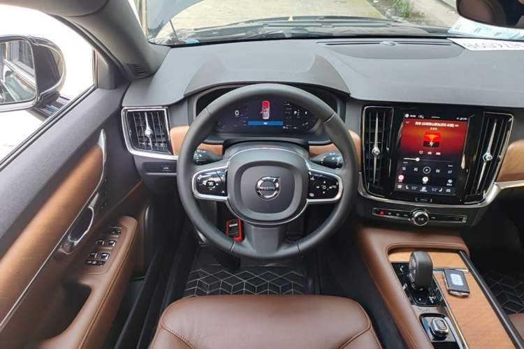 Used Volvo S90 2024 B5 Zhiyi Luxury Edition Steering Wheel