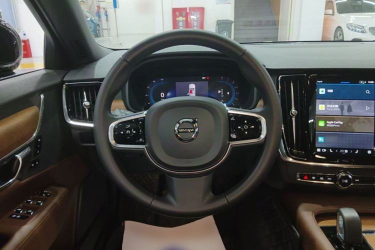 Used Volvo S90 2024 B5 Zhiyi Luxury Edition Steering Wheel