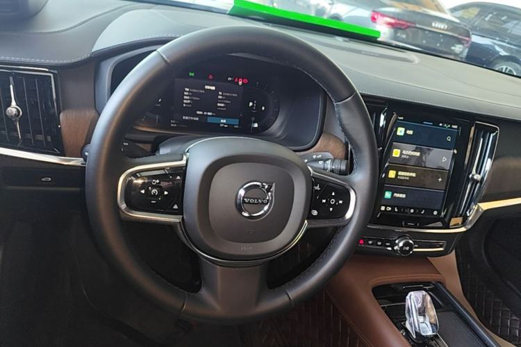 Used Volvo S90 2024 B5 Zhiyuan Luxury Edition Steering Wheel