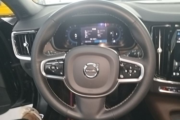 Used Volvo S90 2024 B5 Zhiyuan Luxury Edition Steering Wheel