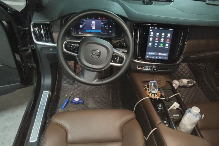 Used Volvo S90 2024 B5 Zhiyuan Luxury Edition Steering Wheel