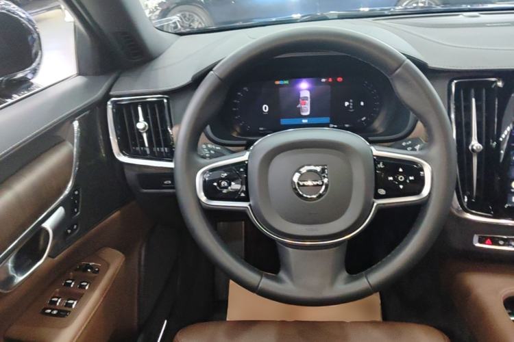 Used Volvo S90 2024 B5 Zhiyuan Luxury Edition Steering Wheel