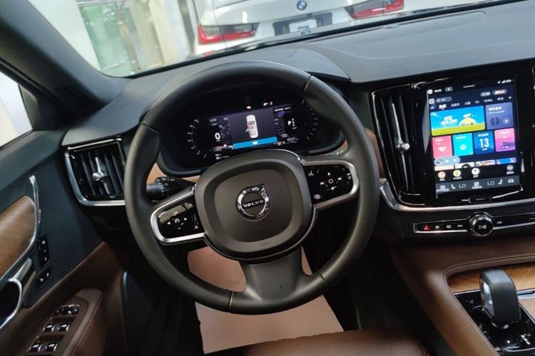 Used Volvo S90 2024 B5 Zhiyi Luxury Edition Steering Wheel