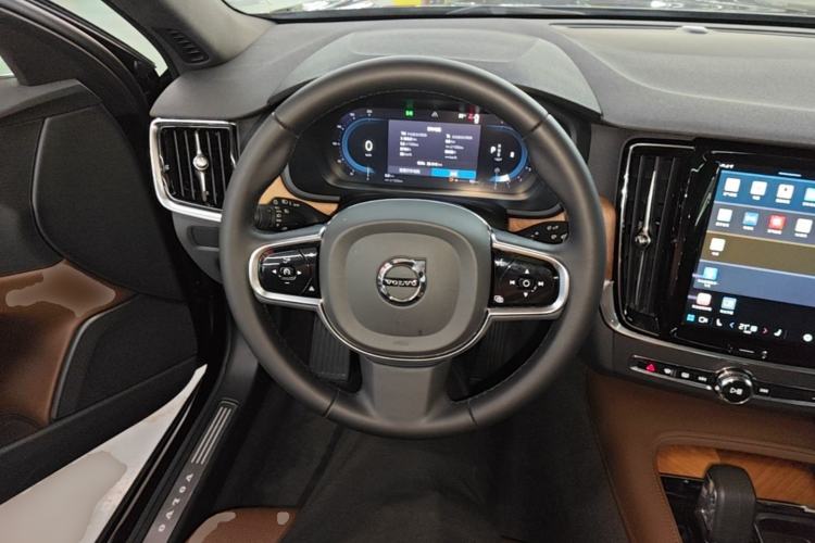 Used Volvo S90 2024 B5 Zhiyi Luxury Edition Steering Wheel