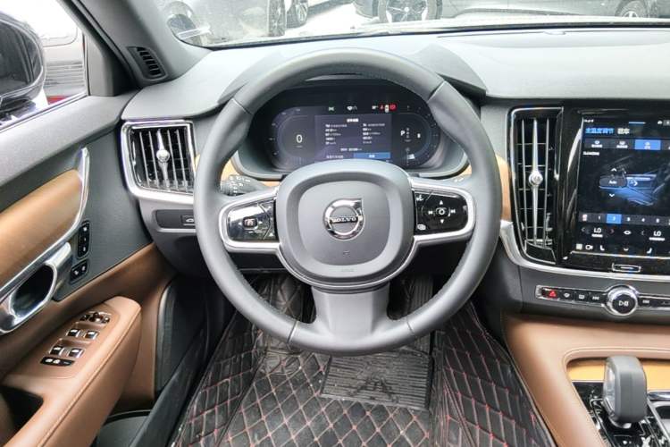 Used Volvo S90 2024 B5 Zhiyi Luxury Edition Steering Wheel
