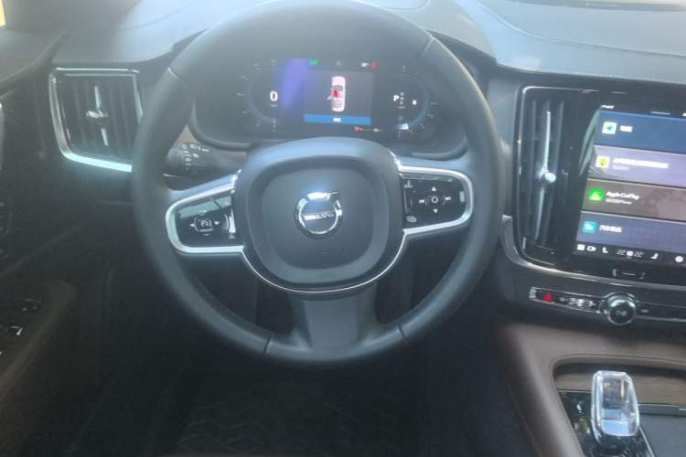Used Volvo S90 2024 B5 Zhiyuan Luxury Edition Steering Wheel