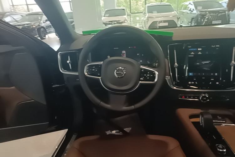 Used Volvo S90 2024 B5 Zhiyi Luxury Edition Steering Wheel