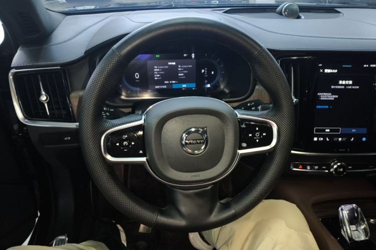 Used Volvo S90 2024 B5 Zhiyuan Luxury Edition Steering Wheel