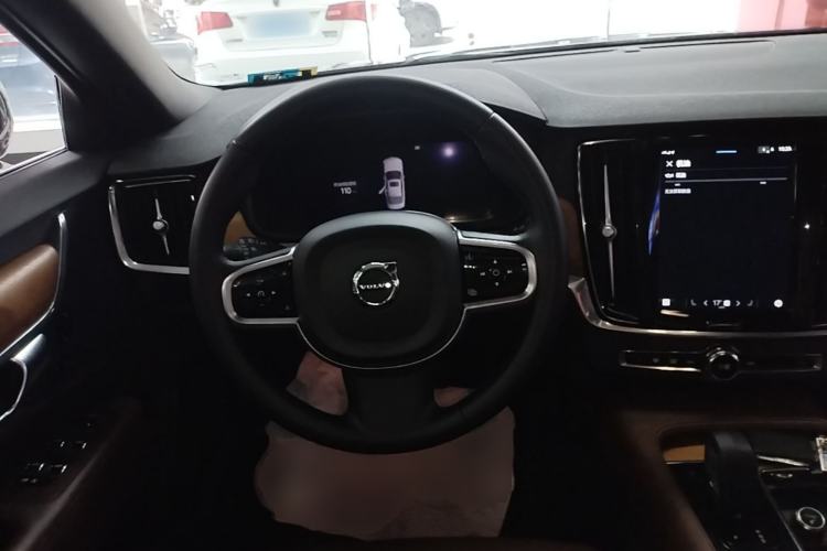Used Volvo S90 2024 B5 Zhiyi Luxury Edition Steering Wheel