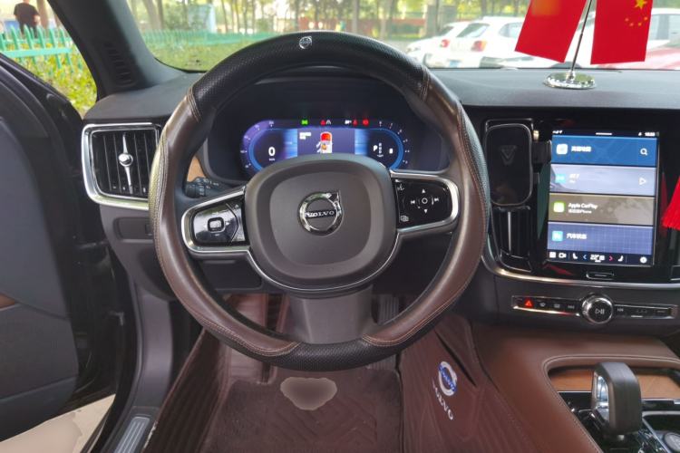 Used Volvo S90 2024 B5 Zhiyi Luxury Edition Steering Wheel