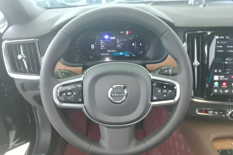Used Volvo S90 2024 B5 Zhiyi Luxury Edition Steering Wheel