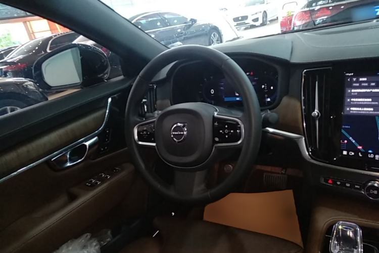 Used Volvo S90 2024 B5 Zhiyuan Luxury Edition Steering Wheel