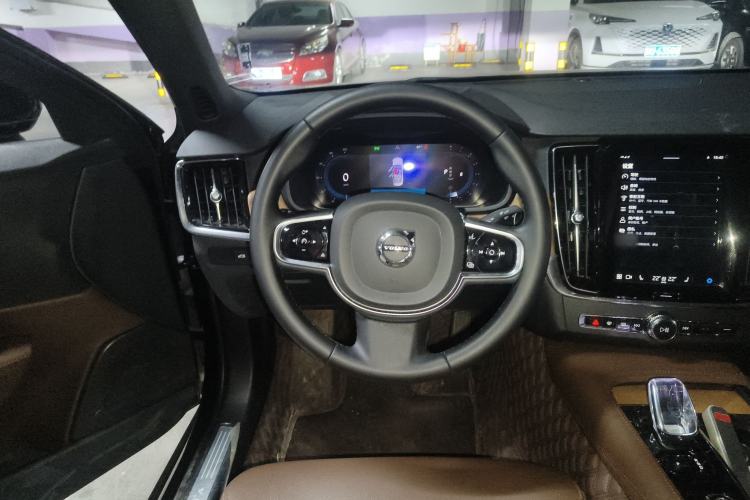 Used Volvo S90 2024 B5 Zhiyi Luxury Edition Steering Wheel