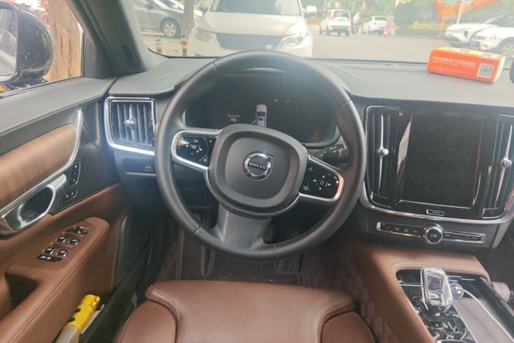 Used Volvo S90 2024 B5 Zhiyuan Luxury Edition Steering Wheel