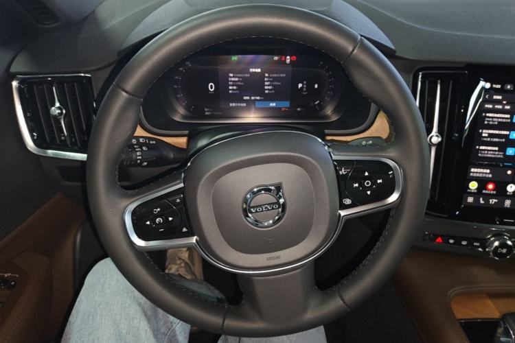 Used Volvo S90 2024 B5 Zhiyi Luxury Edition Steering Wheel