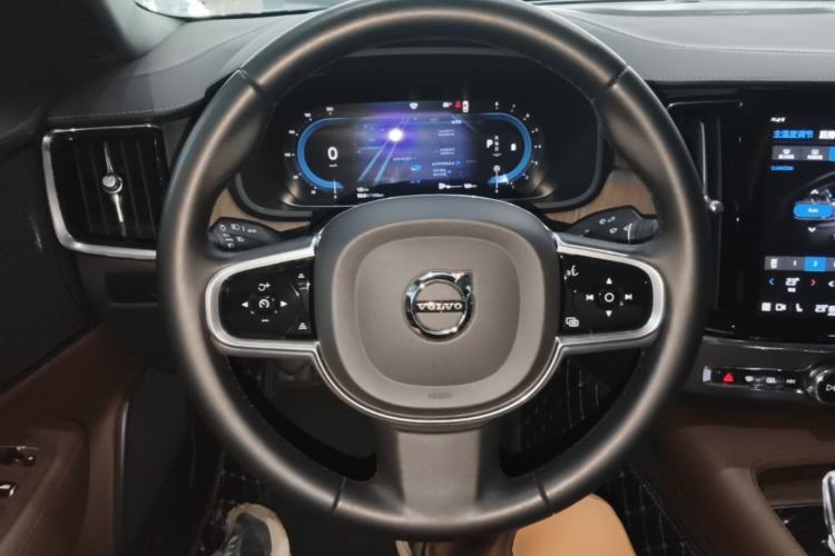 Used Volvo S90 2024 B5 Zhiyuan Luxury Edition Steering Wheel