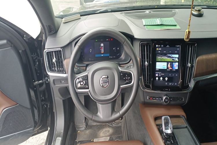 Used Volvo S90 2024 B5 Zhiyuan Luxury Edition Steering Wheel