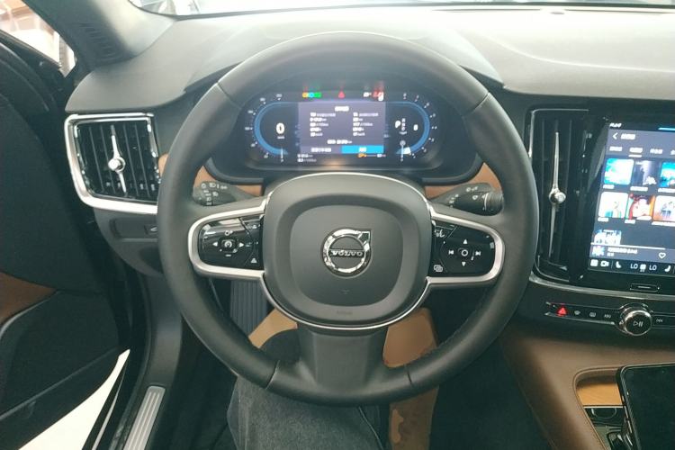 Used Volvo S90 2024 B5 Zhiyi Luxury Edition Steering Wheel
