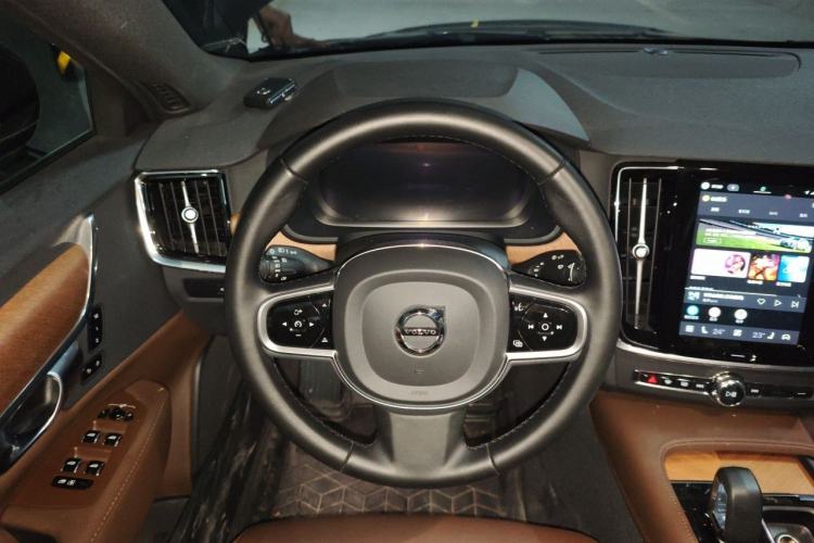 Used Volvo S90 2024 B5 Zhiyi Luxury Edition Steering Wheel