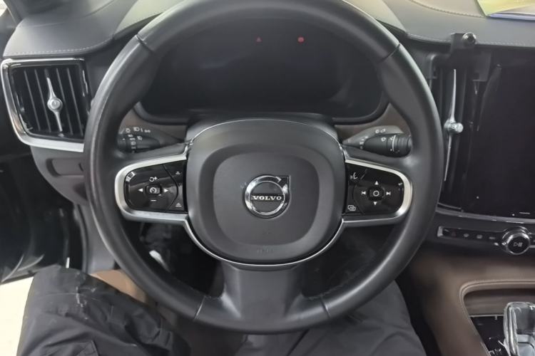 Used Volvo S90 2024 B5 Zhiyuan Luxury Edition Steering Wheel