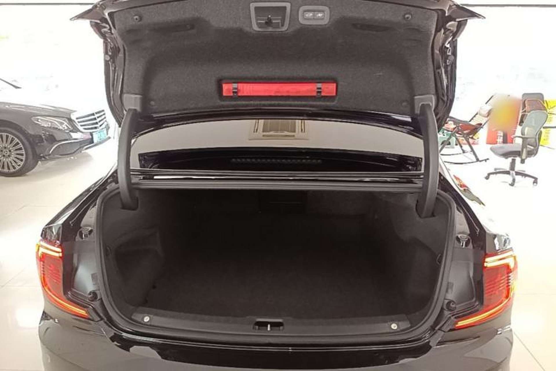 Used Volvo S90 2024 B5 Zhiyuan Luxury Edition Trunk