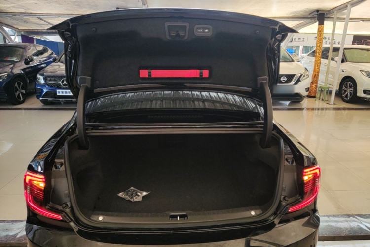 Used Volvo S90 2024 B5 Zhiyuan Luxury Edition Trunk
