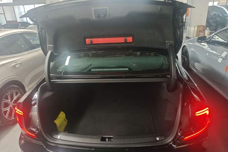 Used Volvo S90 2024 B5 Zhiyi Luxury Edition Trunk