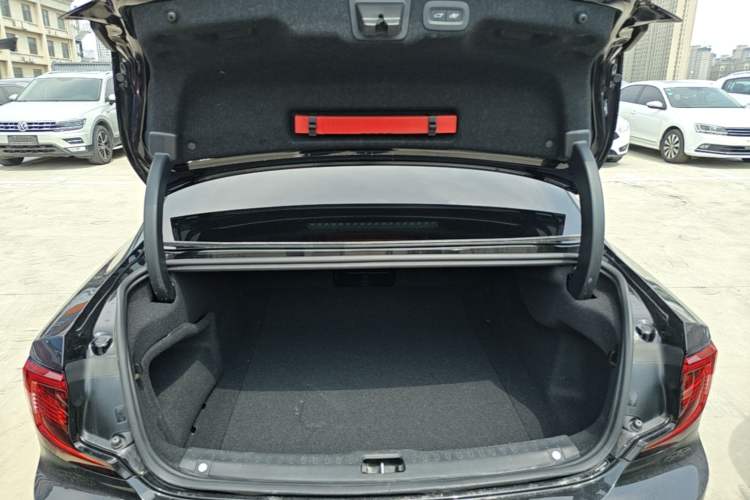 Used Volvo S90 2024 B5 Zhiyuan Luxury Edition Trunk
