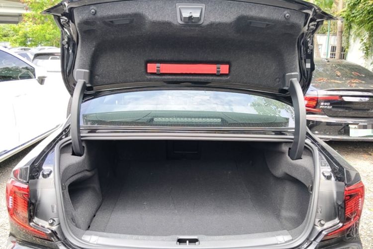 Used Volvo S90 2024 B5 Zhiyi Luxury Edition Trunk