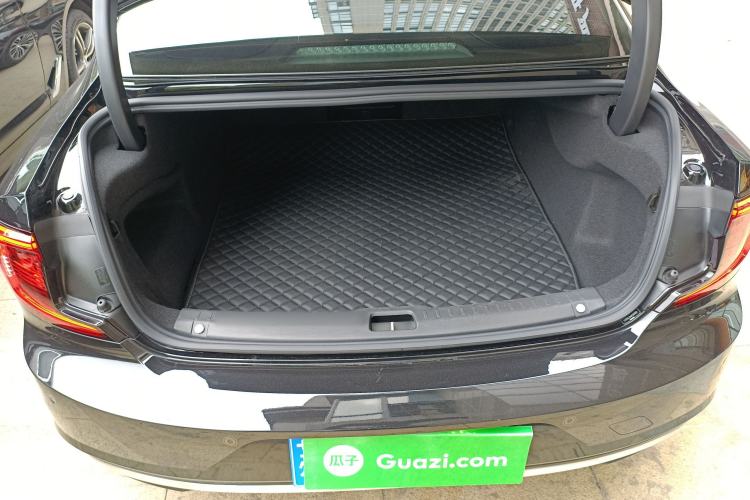 Used Volvo S90 2024 B5 Zhiyi Luxury Edition Trunk