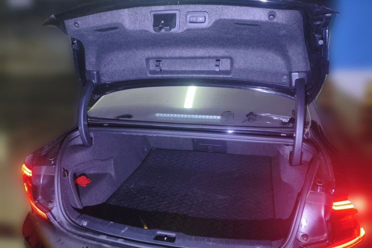 Used Volvo S90 2024 B5 Zhiyi Luxury Edition Trunk