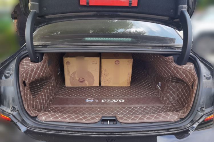 Used Volvo S90 2024 B5 Zhiyi Luxury Edition Trunk