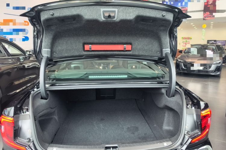 Used Volvo S90 2024 B5 Zhiyi Luxury Edition Trunk