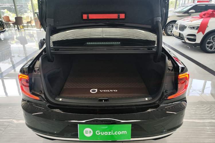 Used Volvo S90 2024 B5 Zhiyi Luxury Edition Trunk